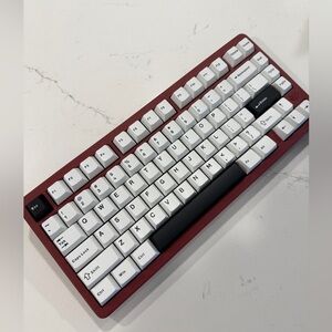 Elecfox Inky 75 Aluminum Mechanical Keyboard Tri-Mode 75% layout Raspberry White
